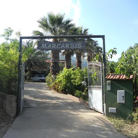 Marcarius Bed & Breakfast